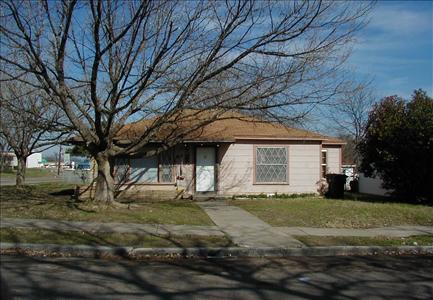 1800 Travis, Waco, Texas