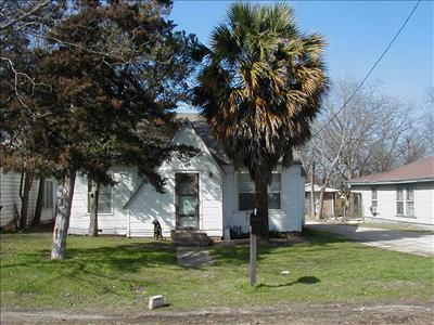 2725 Connor, Waco, Texas